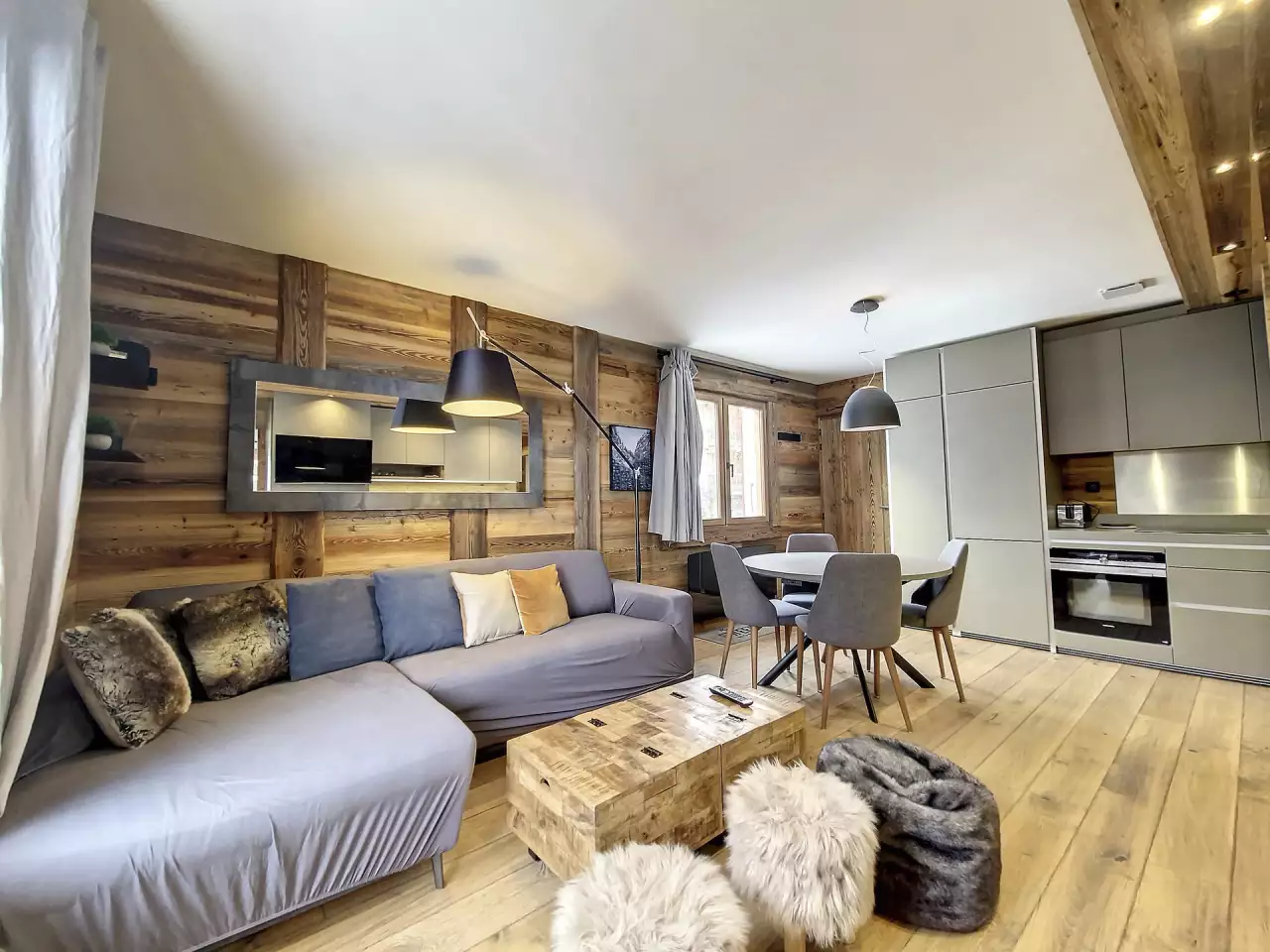 Renovated flat · The Chatelard · Right next to the slopes